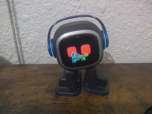 Emo living desktop pet - living, ai